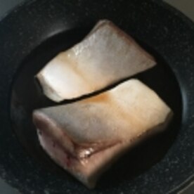 ぶり わらさ の照り焼き レシピ 作り方 By なーちゃんまま 楽天レシピ ぶり わらさ の照り焼き レシピ 作り方 By なーちゃんまま 楽天レシピ